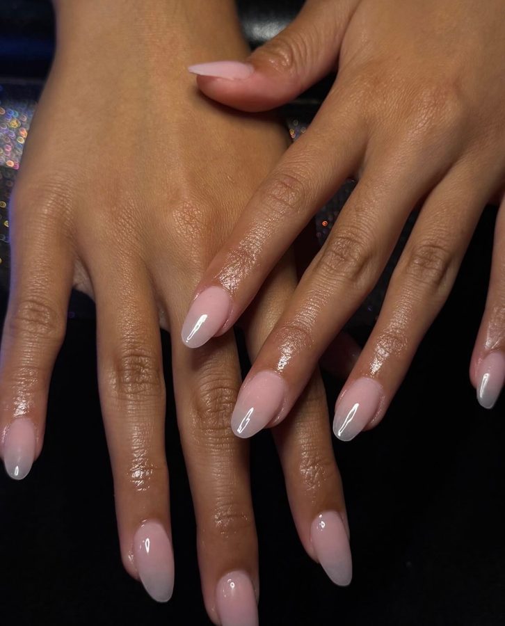 Nude ombre manicure